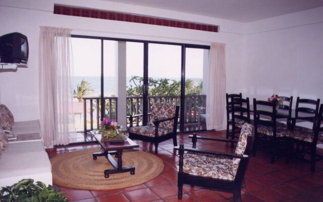 Coral Cove Cottages and Apartments — фото 4