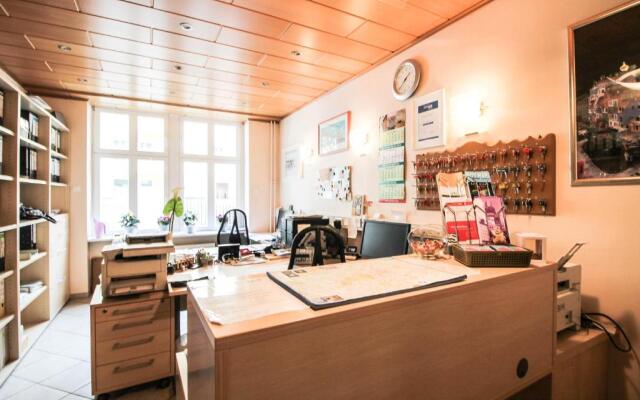 Apartments Kolo 77