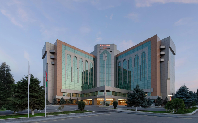 Ramada Plaza by Wyndham Gence