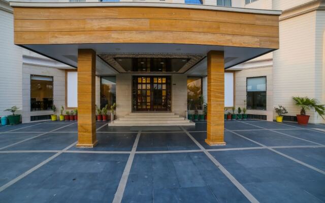 Capital O 9595 Hotel Jj Valley