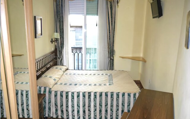 Hostal Casais