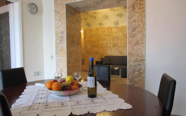 Pitini Sevasti house