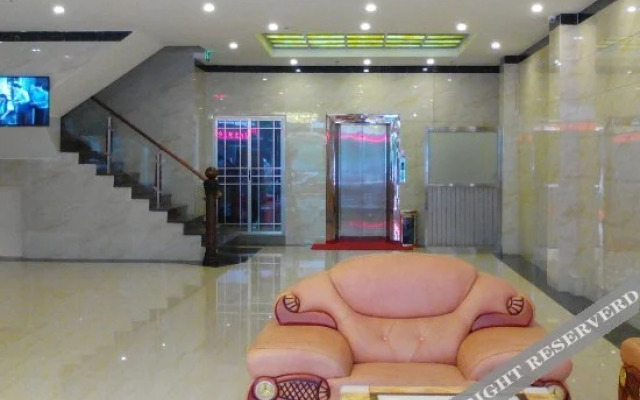 Saturday Business Hotel