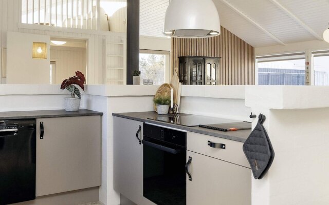 8 Person Holiday Home in Bindslev-by Traum