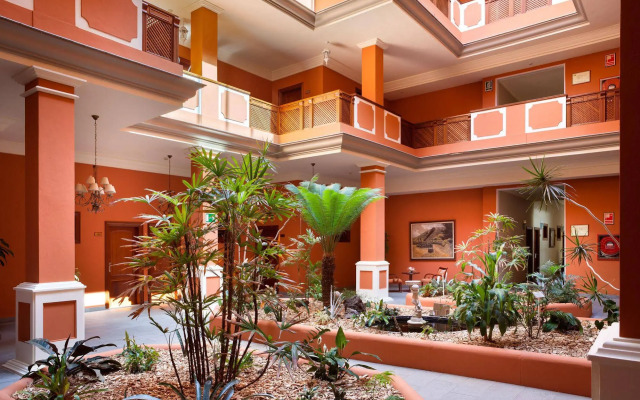 Hotel Riu Garoé