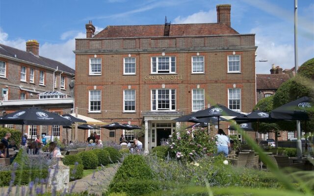 Crown Hotel