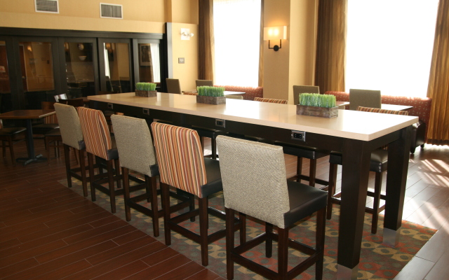 Hampton Inn & Suites Oxford Anniston