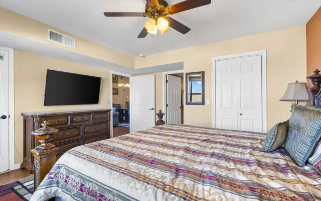 Branson Blessing Condo for 8!