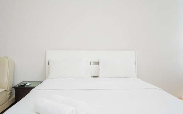 Elegant and Comfort Studio at Skandinavia Apartment