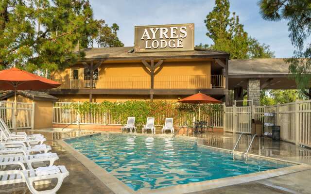 Ayres Lodge Alpine