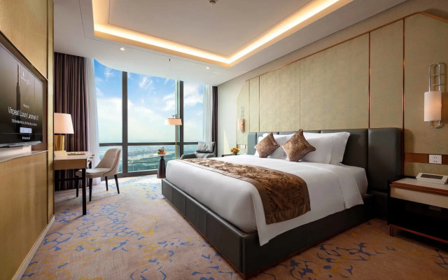 Vinpearl Landmark 81, Autograph Collection