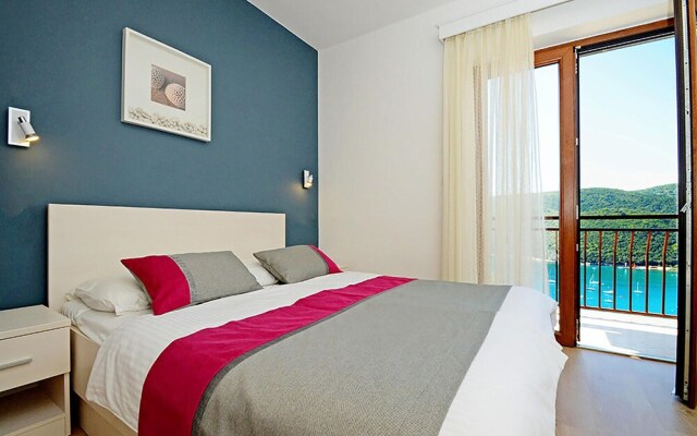 Amazing Apartment in Rabac With Wifi and 2 Bedrooms