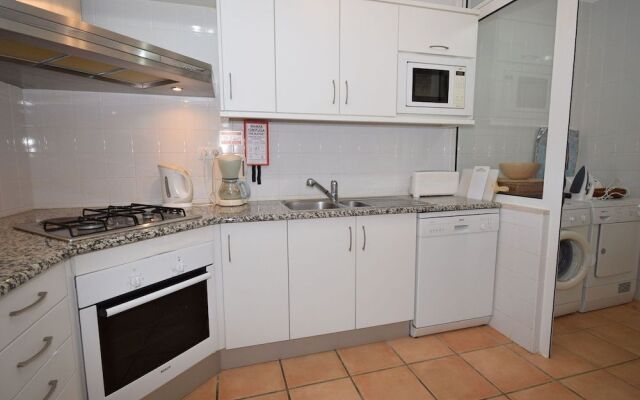 Sunny Balcony Apartment and Pool