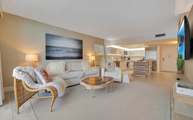 Stunning Oceanfront 1BR 1 Hotel