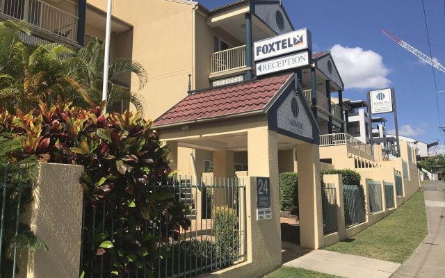 Toowong Inn & Suites
