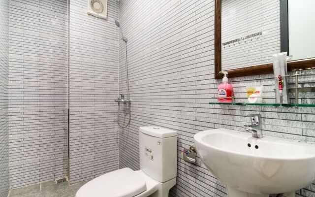 OYO 775 Sea House Hotel & Apartment