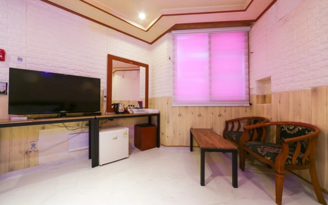 Sangju Stay 201 Hotel