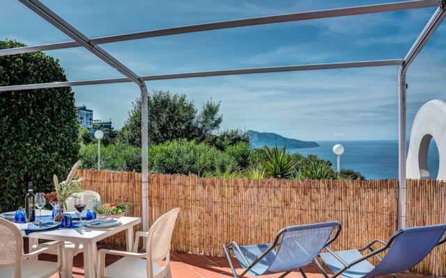 Blue-wave Experience Resort