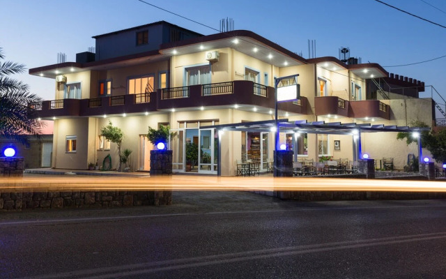 Avenue Hotel