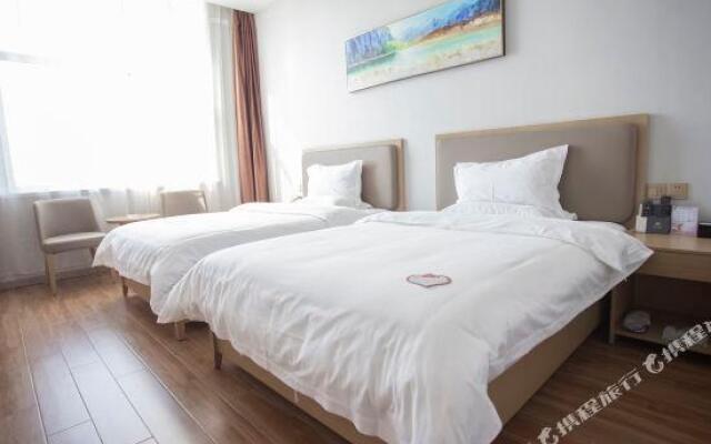 Bayannaoer Junyi Crown Hotel