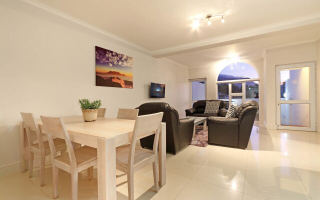 Camps Bay Beach Apartment