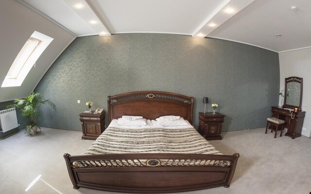 Hotel Cherkasy Palace