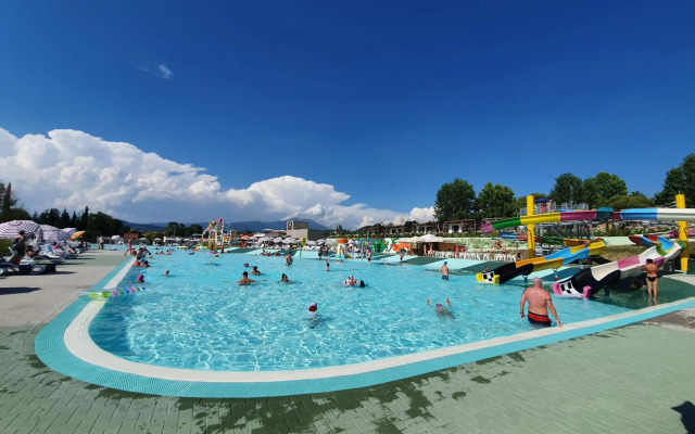 Sisan Family Resort