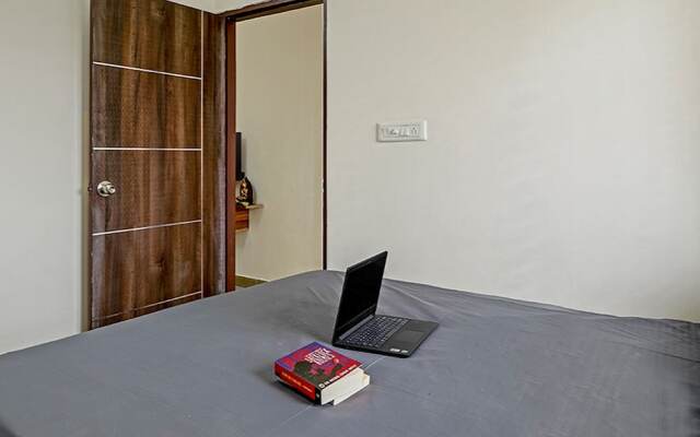 Wandr Carina - Sarjapur, Vaishnavi Tech park, Columbia Asia Hospital