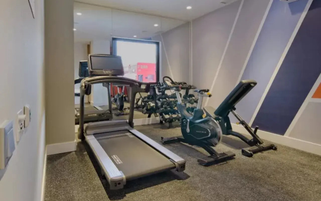 Holiday Inn Express Madrid Airport by IHG