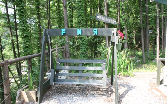 Pyeongchang Pronvinceriverside FNR Pension