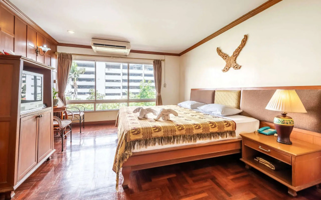 Royal Ivory Sukhumvit Nana