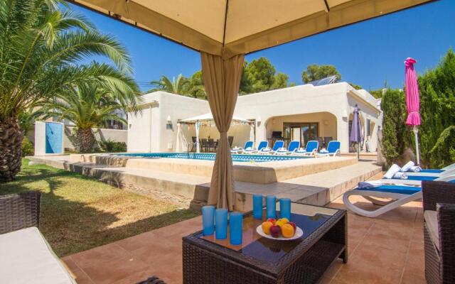 Villa Medina 20 by Abahana Villas