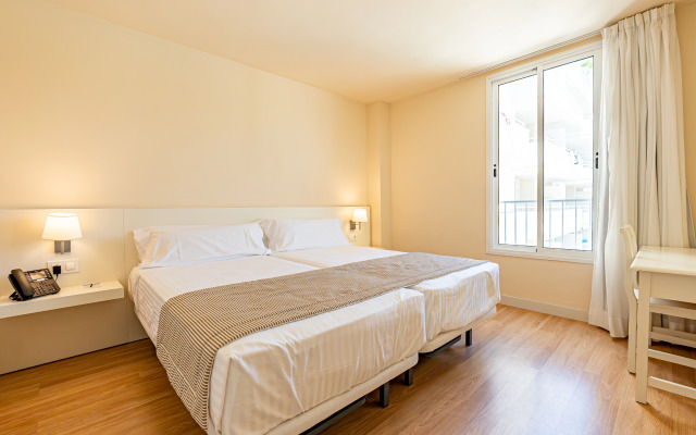 Intelier Rosella Hotel