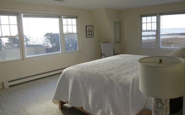 10 Sea Mist Lane Four Bedroom House