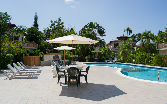 CocoLaPalm Seaside Resort