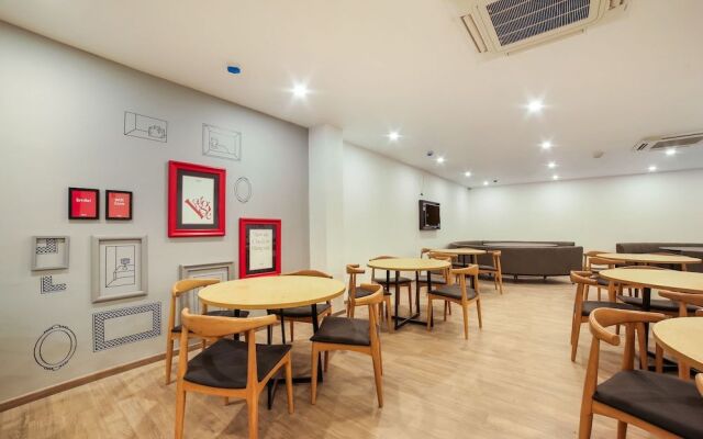 Oyo Townhouse 125 Medawas
