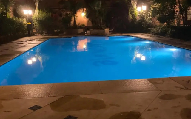 Appartement terrasse avec piscine