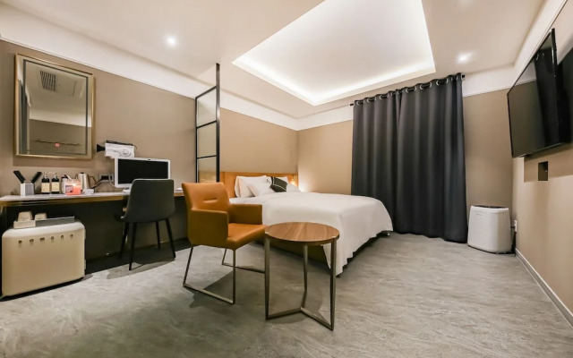 Cheongju Maryjane Hotel