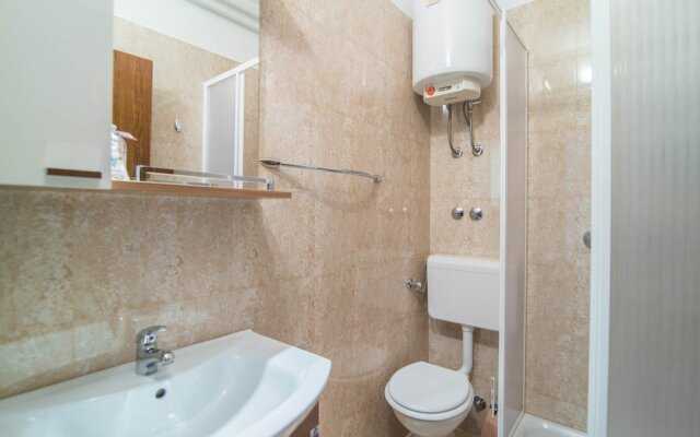 Apartments Valentić 1304