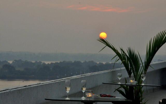 Keys Select by Lemon Tree Hotels, Kochi