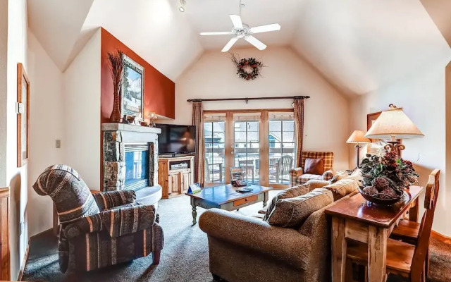 Jackpine Lodge 2 Bedroom Condo