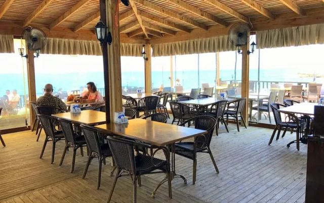 ZAMBAK Holiday Village