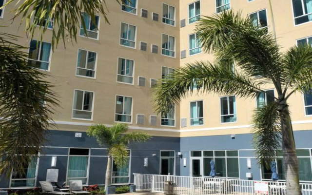 Staybridge Suites St. Petersburg Downtown by IHG