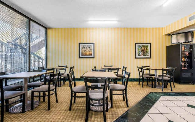 Quality Inn