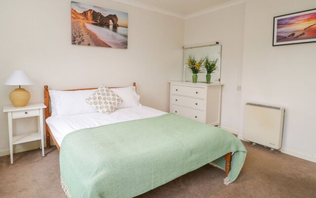 7 Richmond Lodge