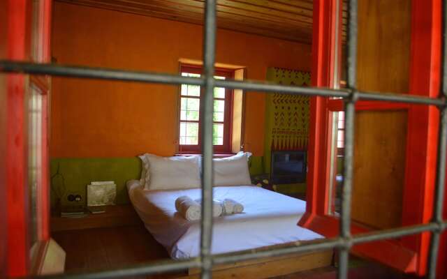 Anemi country cottage inn