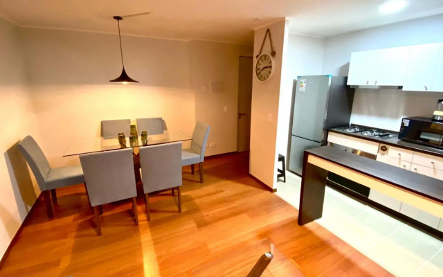 3 Piezas, 2 baños y estacionamiento privado