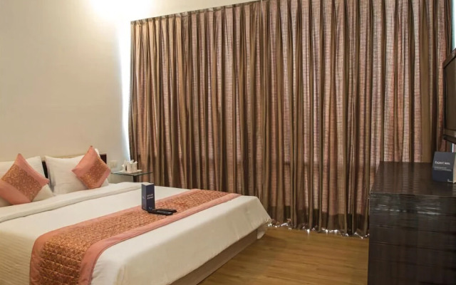 FabHotel First Star HUDA Metro