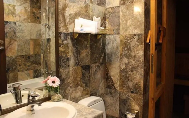 The Pinewood Residences