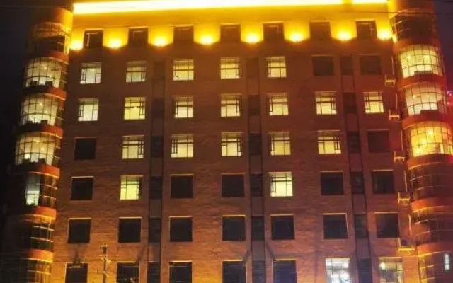 Huangtian Xingyue Hotel